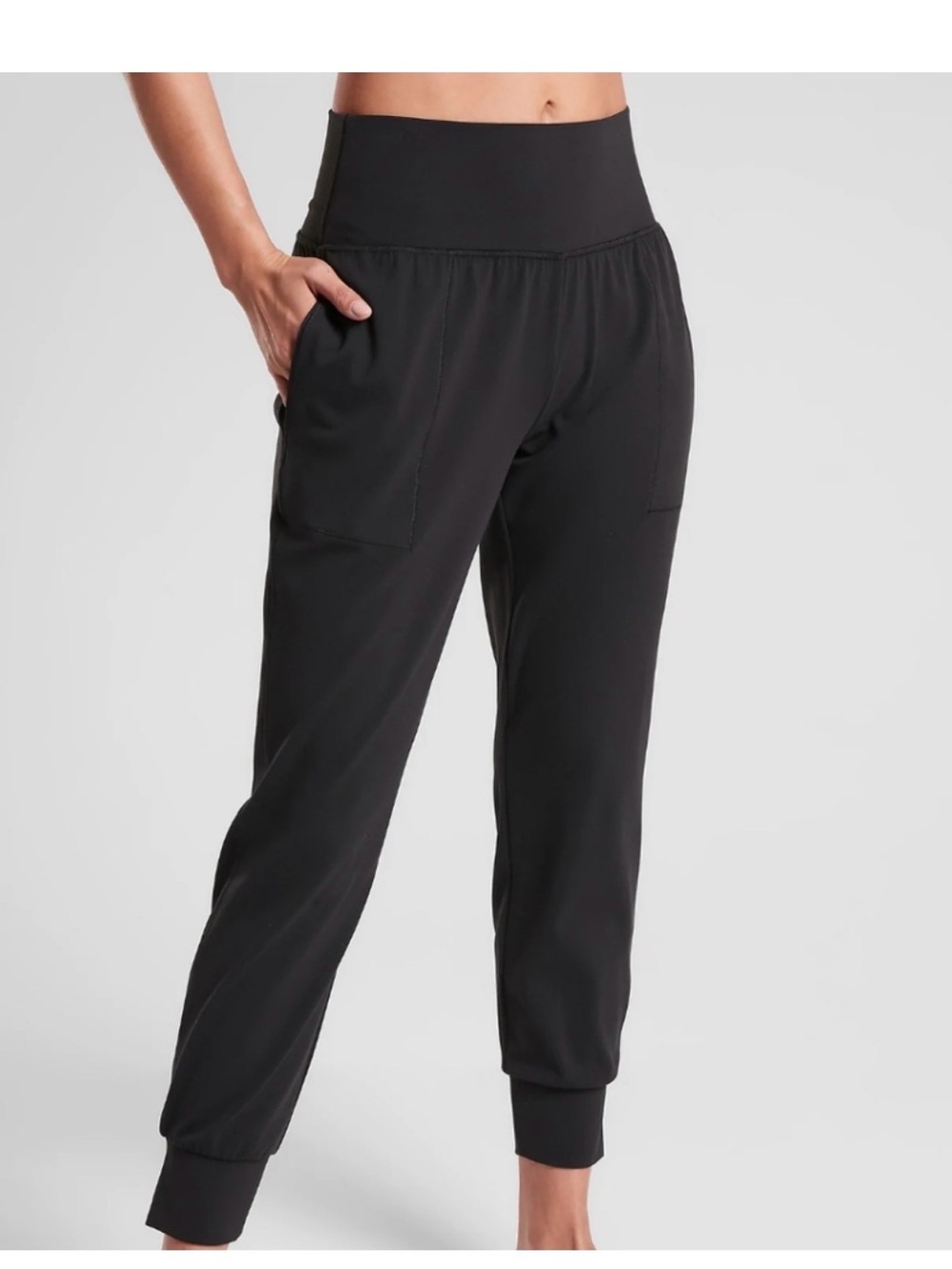 Athleta Salutation Joggers in Powervita large blackβ